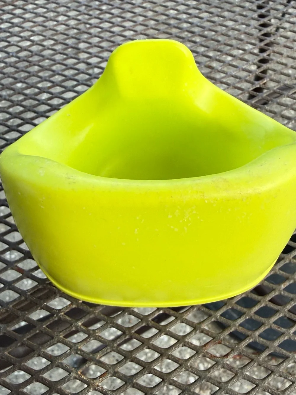 Hasbro Baby Alive Doll POTTY Dance Lime Green Seat Magnetic Interactive 2009